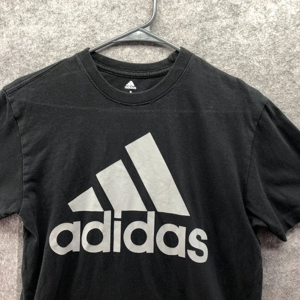 Adidas Golf Graphic Tee‎ Mens Small Black Logo Short Sleeve T Shirt Crew Cotton